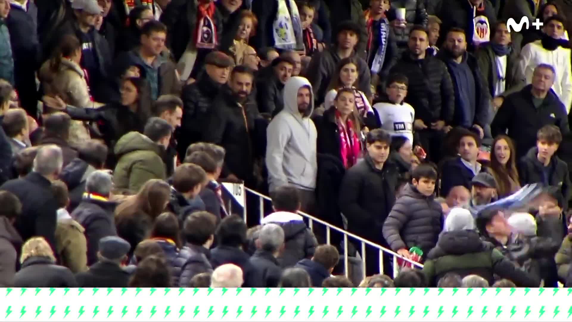 瓦伦西亚新外援首次亮相,球迷期待他的发挥英文